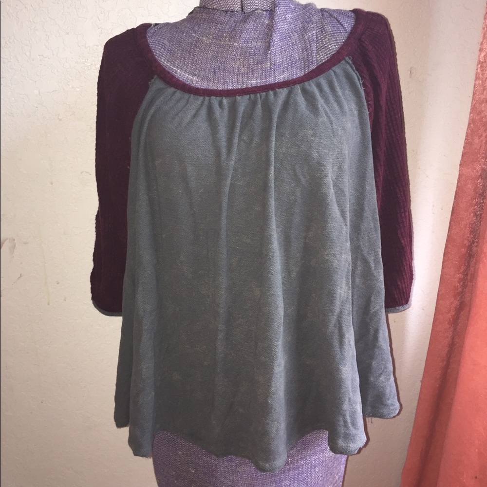 We the free free people gray shirt top sz M